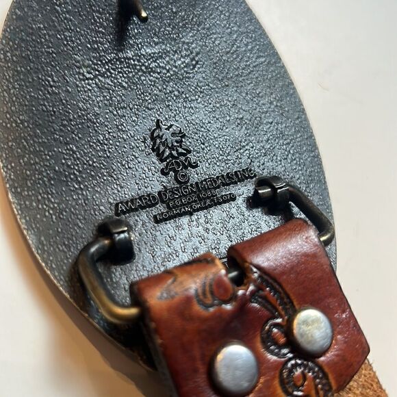 leather tooled belt with buckle hand stained latitan sz 36 western cowboy rodeo - Picture 7 of 11